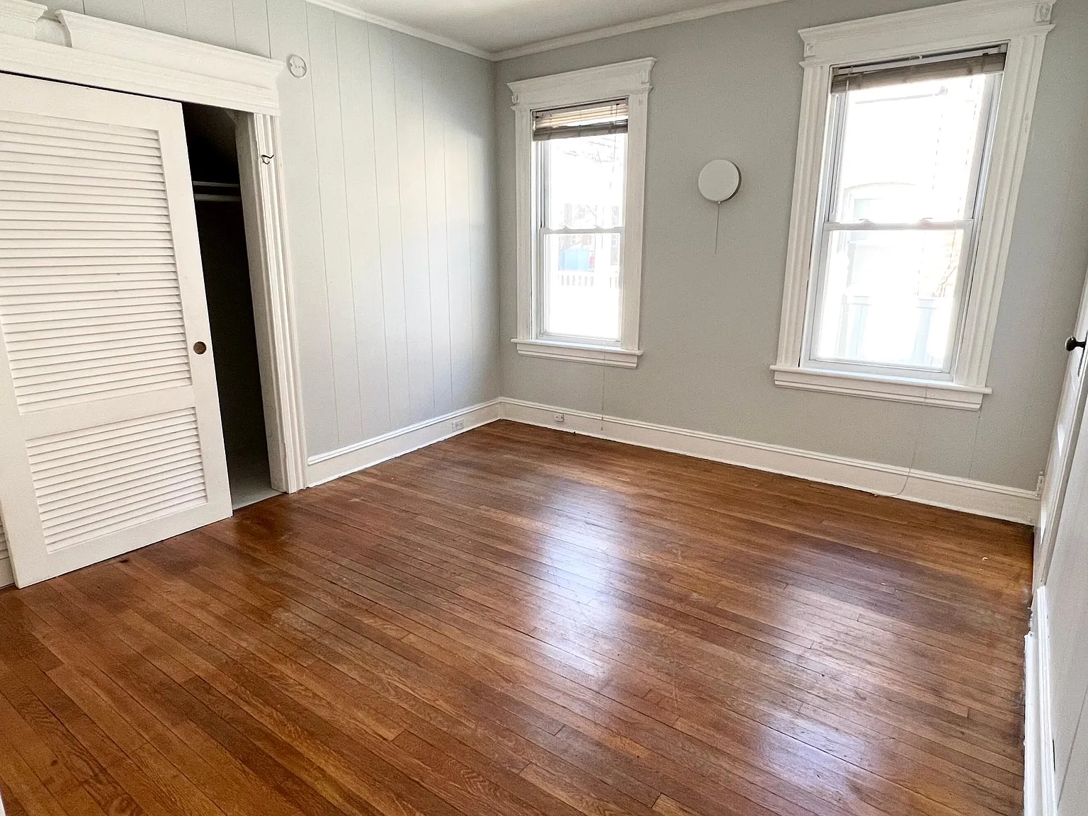 2 bed, 900 sqft, $2,000 — Photo 2