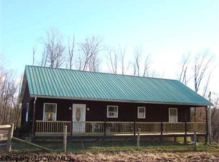 450 Steel Hill Rd, Mount Morris, PA 15349