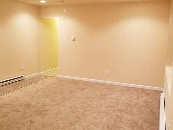 5th image of 6110 N Broad St APT 3R
