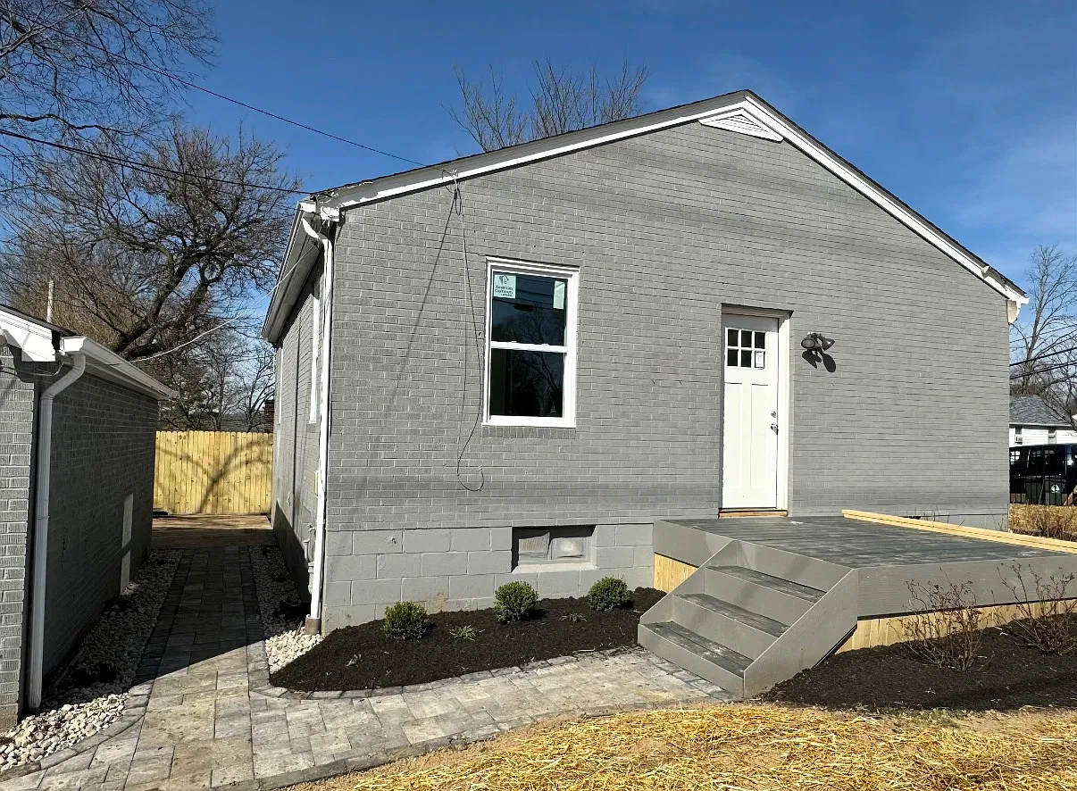 2 bed, 1.5 bath, 804 sqft, $1,750 — Photo 1