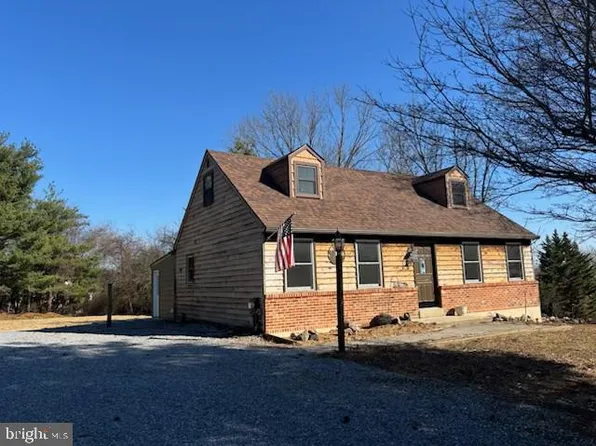 202 Rebecca Ln, East Fallowfield, PA 19320