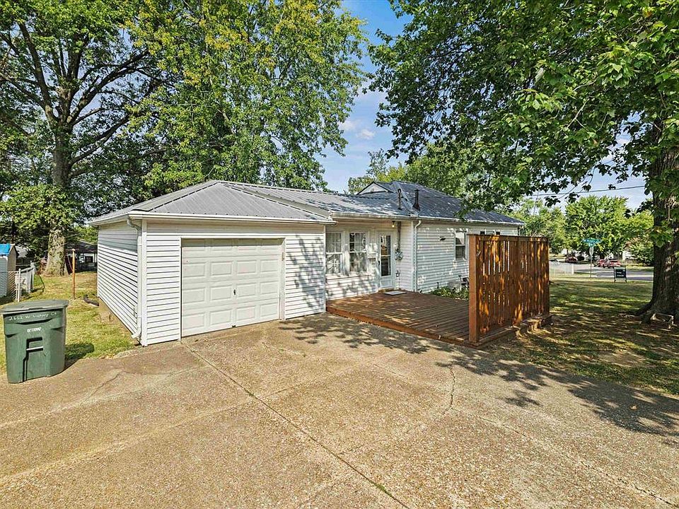 1st image of 2662 W Victory Ct