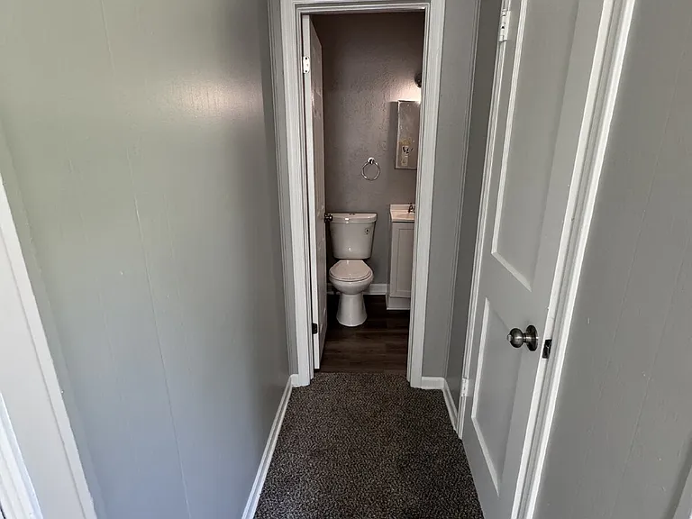 806 S Terrace Dr — Photo 5