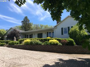 98 3rd St, La Grande, OR 97850