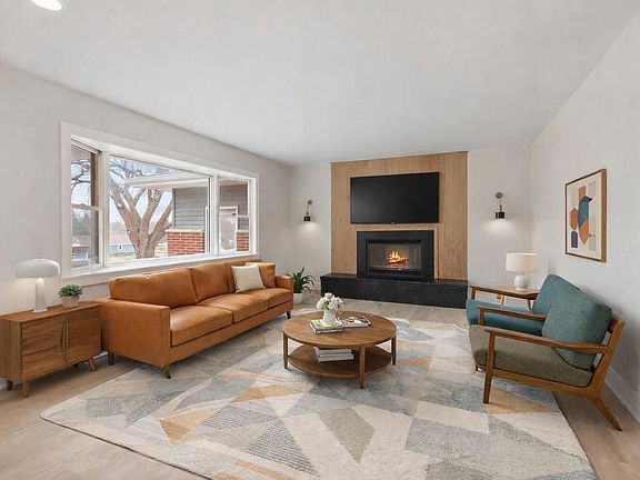 3rd image of N56W36792 Cherokee ROAD