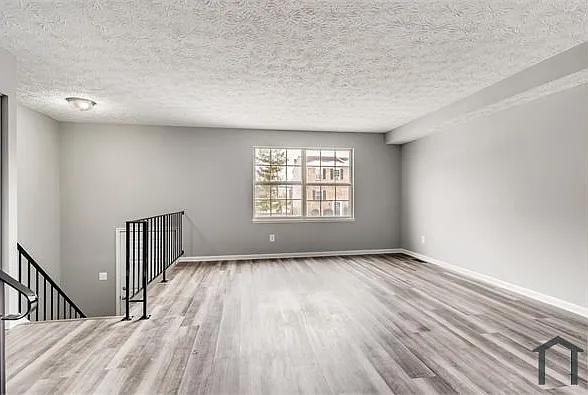 2842 Beckon Dr — Photo 3