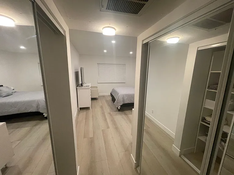 5414 Newcastle Ave #26 — Photo 18