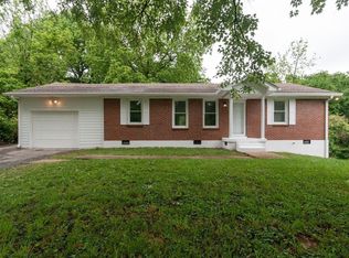 303 Lee Dr, Columbia, TN 38401