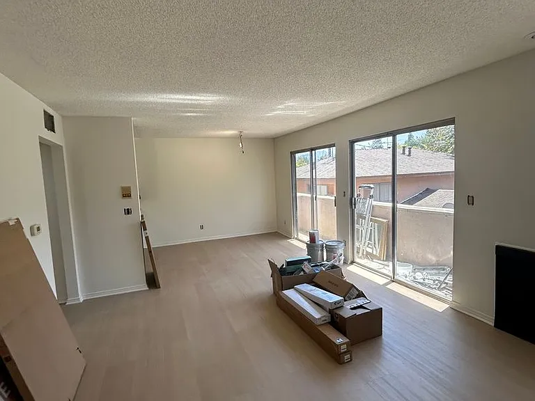 4108 Whitsett Ave — Photo 25