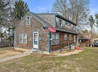2 Washburn Ave, Kingston, MA 02364