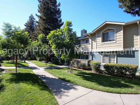 2nd image of 2683 Somerset Park Cir