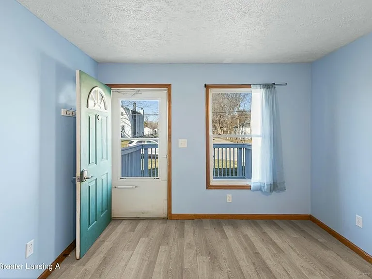 6174 Rutherford Ave — Photo 17