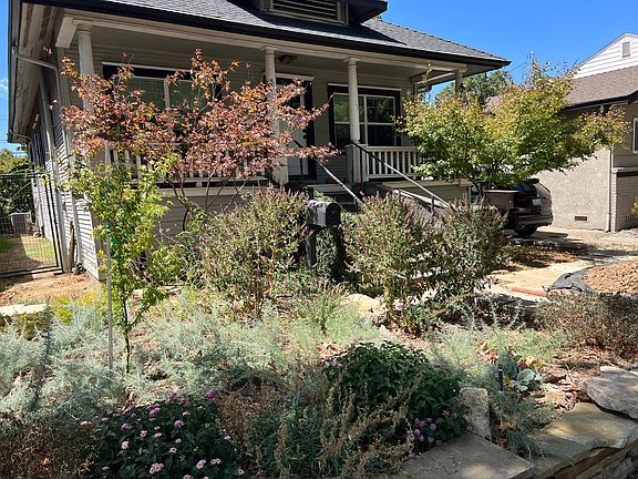 2nd image of 1740 Santa Ynez Way