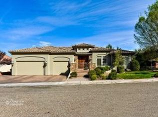 1052 W Shadow Point Dr, Saint George, UT 84770