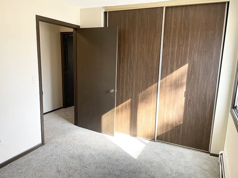 Pinecrest Apartments — Photo 40