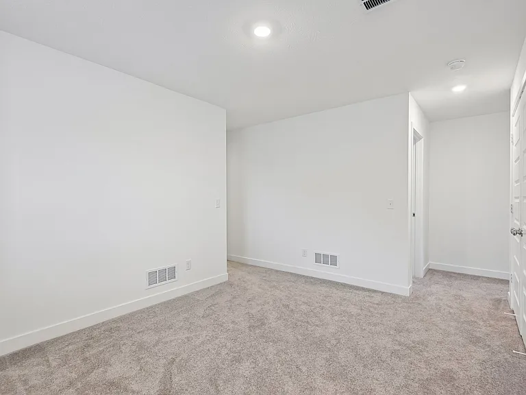 15274 Farrington Way — Photo 25