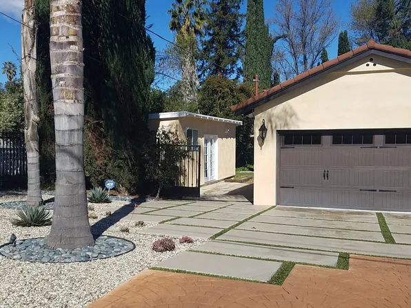 19437 Collier St, Tarzana, CA 91356