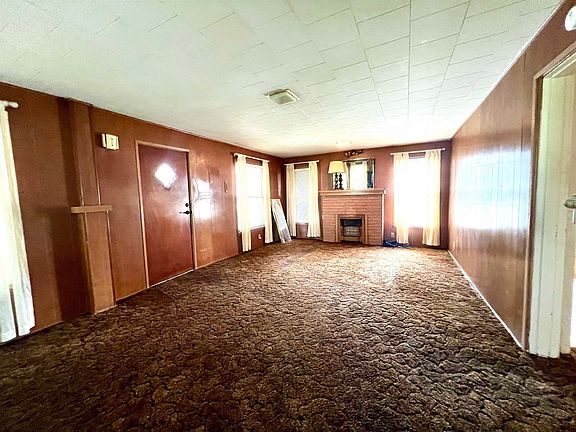 5th image of 211 W Linden Ave