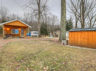 9740 E Colby Rd, Crystal, MI 48818