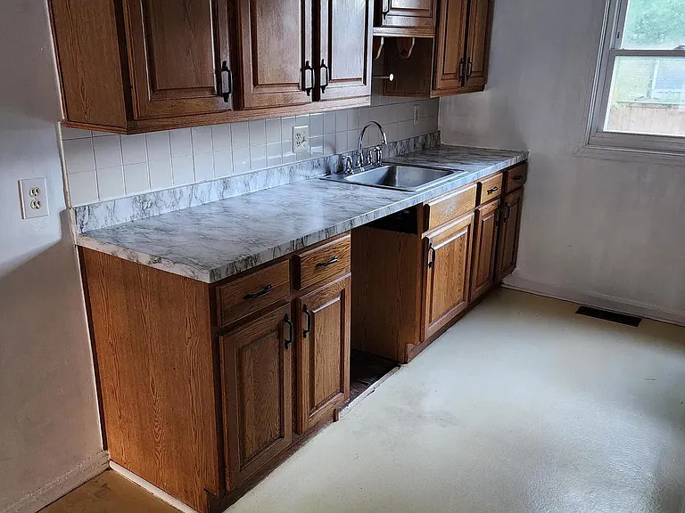 8333 Ivy Glen Ct — Photo 4