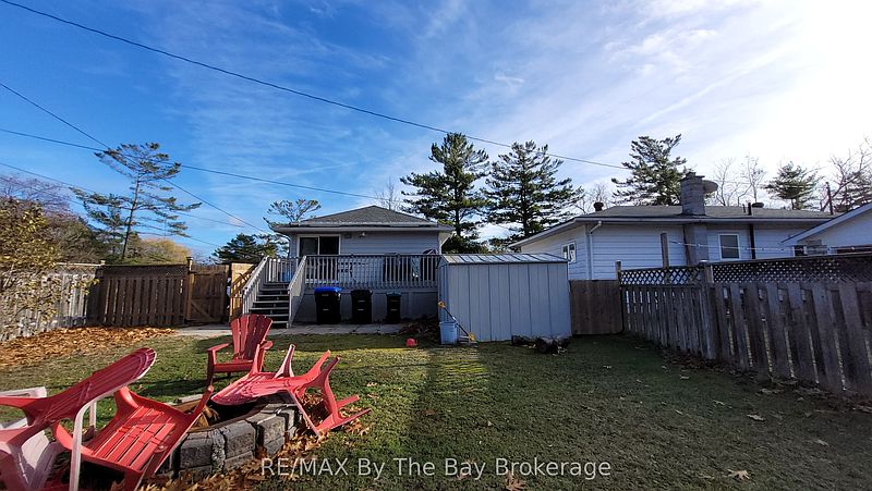 Wasaga Beach House for rent - 5 Bedrooms — photo 41