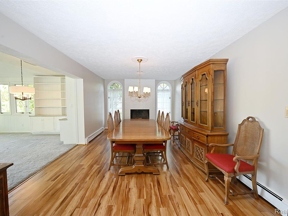 833 Fieldstone Ct, photo 14