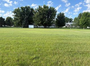 1039 Montana Ave, Benson, MN 56215
