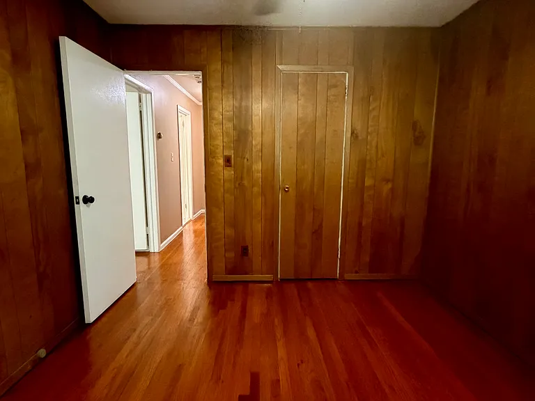 Wedgewood Dr — Photo 23