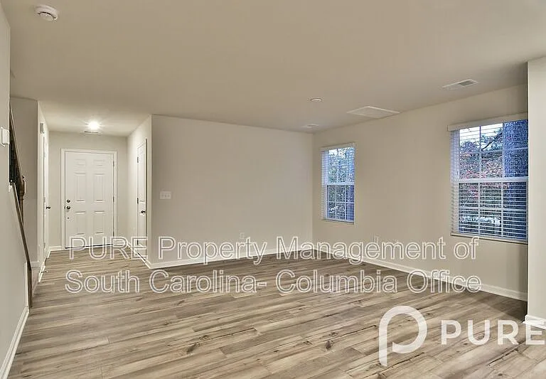 119A Triumph Ave — Photo 20
