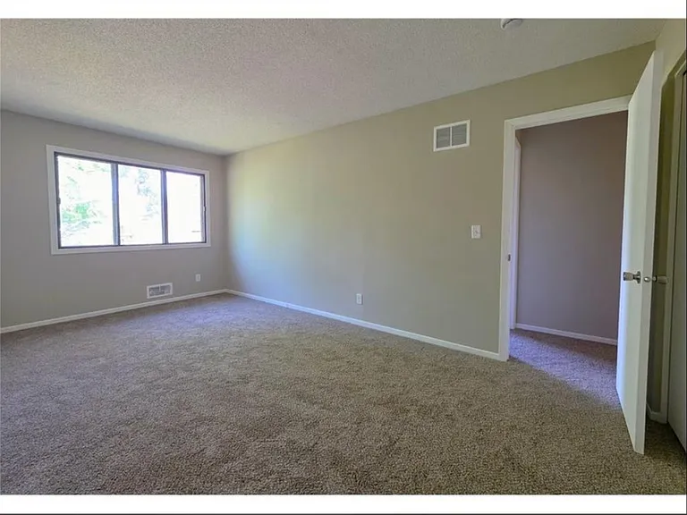 4710 Lenore Ln — Photo 13