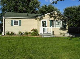 206 2nd St, Washburn, IA 50702