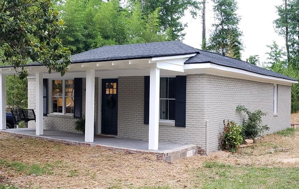 1st image of 920 Lee Road 348