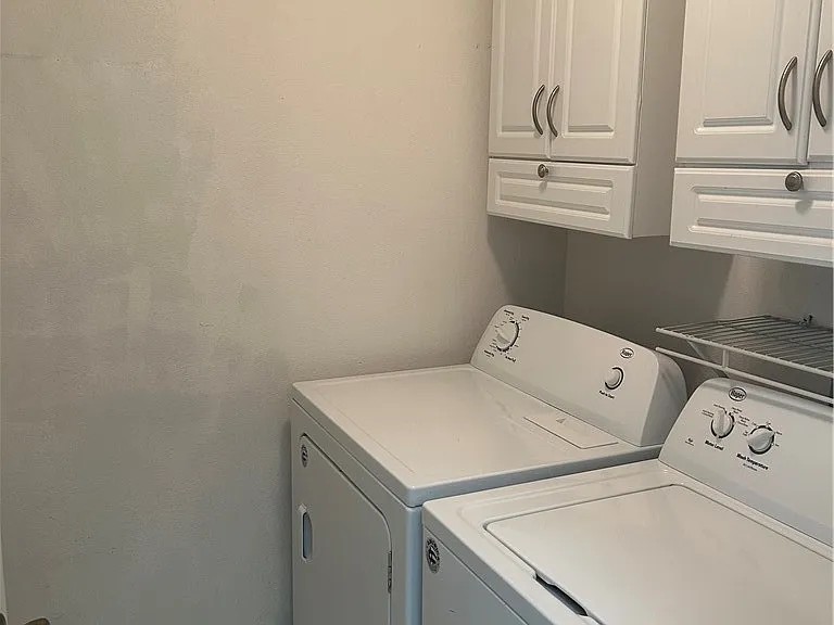 720 24th St SW — Photo 15