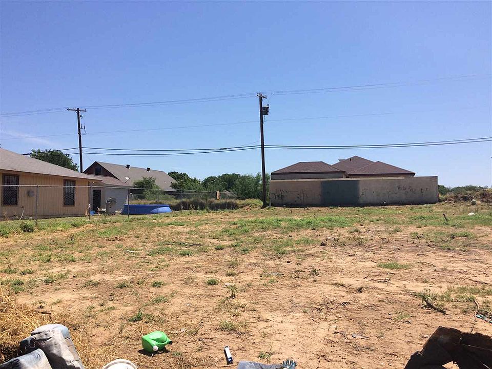 2nd image of 321 Lugo Dr