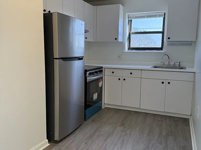 832 Atlantic St #3A — Photo 5