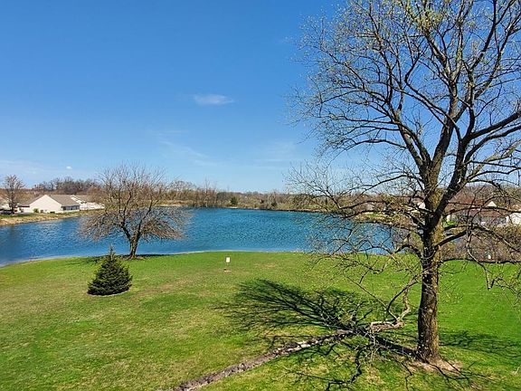 2nd image of 1305 S Lake Wilmer Dr APT 311