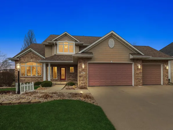 3031 Bayberry Rd, Ames, IA 50014