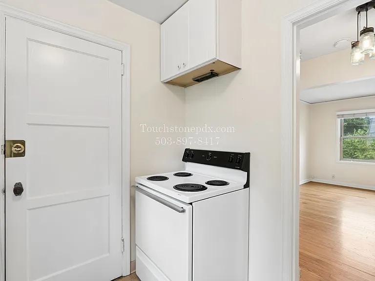 3337 SE 29th Ave — Photo 16