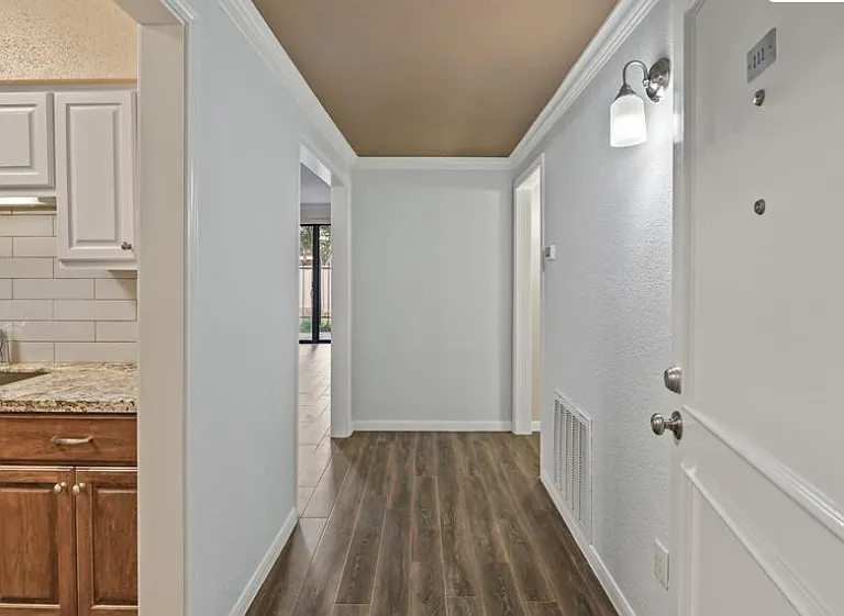 2400 N Braeswood Blvd #111 — Photo 15