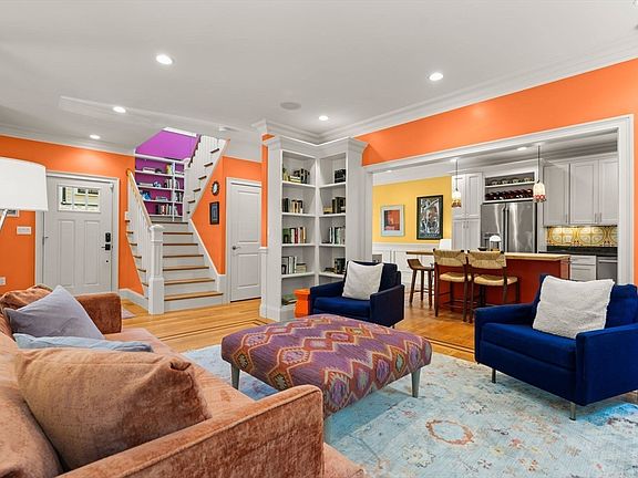 5th image of 209 Chestnut Ave #2