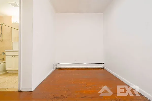 Rented by EXR | media 3