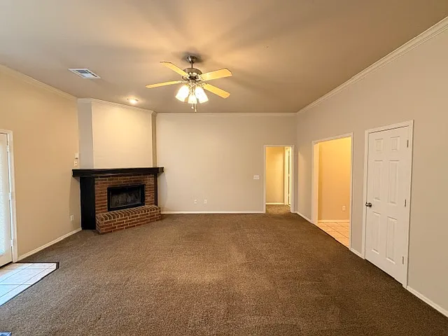 4 bed, 1555 sqft, $1,600 — Photo 4