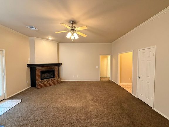 4th image of 426 W Pines Way