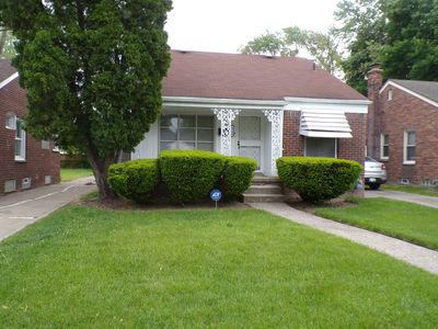 9546 Westwood St, Detroit, MI, 48228
