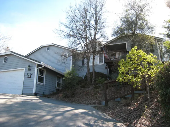 1582 Cornell Way, Auburn, CA 95603