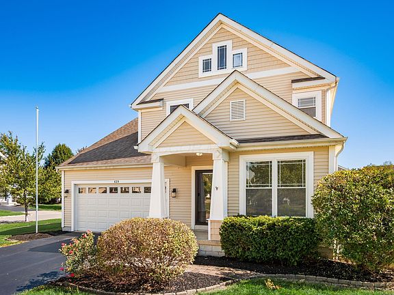 3rd image of 629 Evergreen Cir