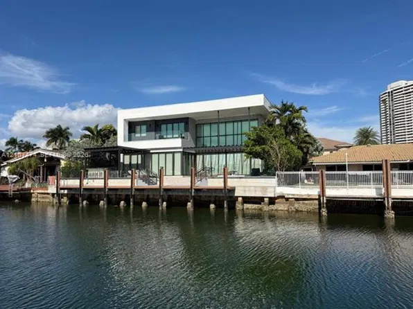 3300 NE 170th St #3300, North Miami Beach, FL 33160