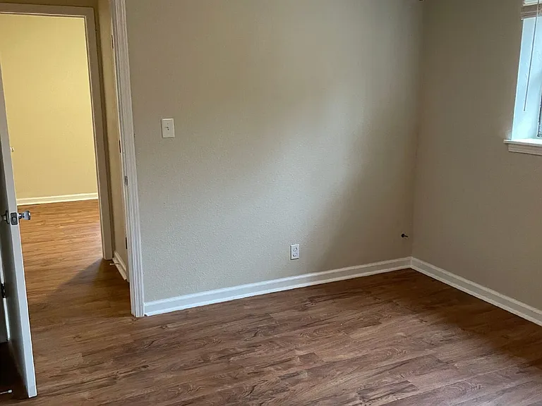 1508 Smoot Dr #B — Photo 10