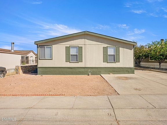 2nd image of 4031 Calle Estados