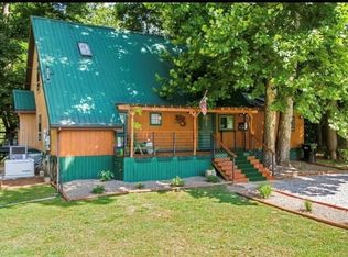 2854 Wells Lock Rd, Elizabeth, WV 26143